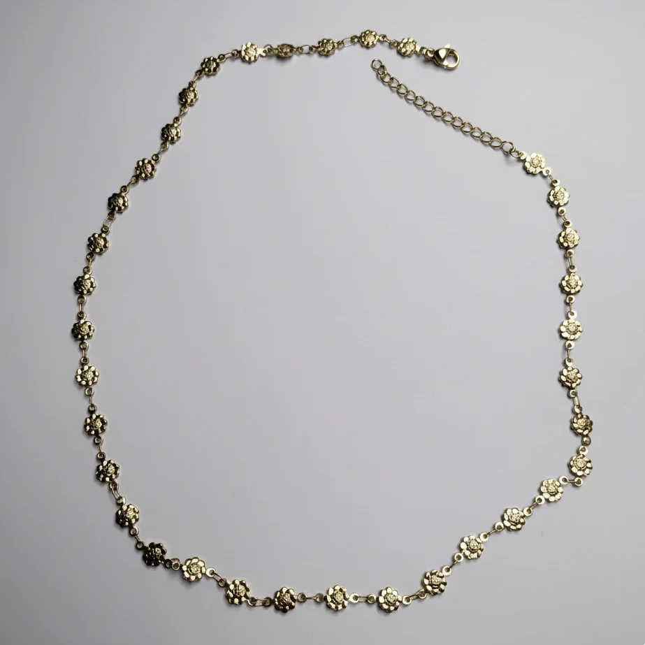 Choker Floral Golden Bloom